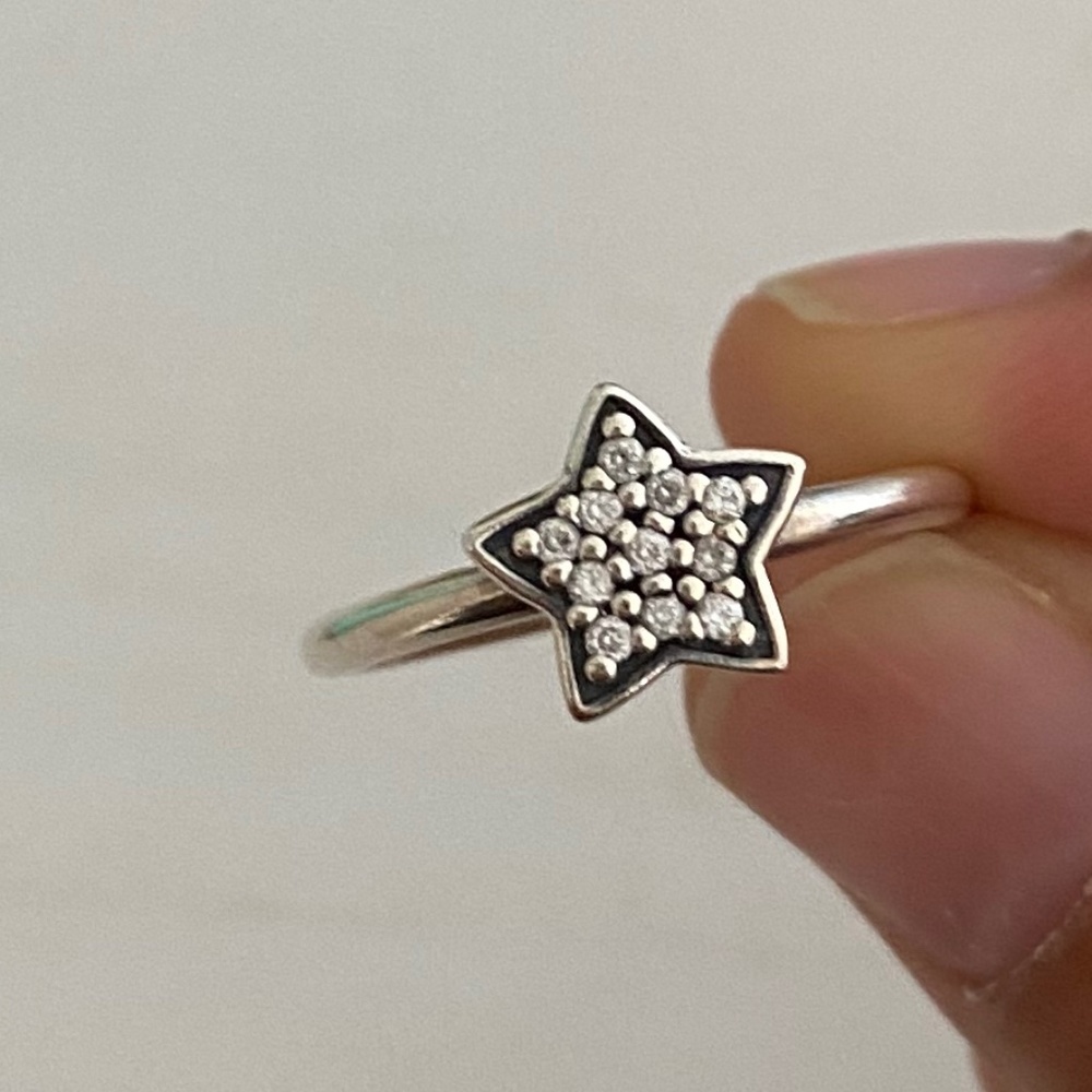 Pandora Star Ring
